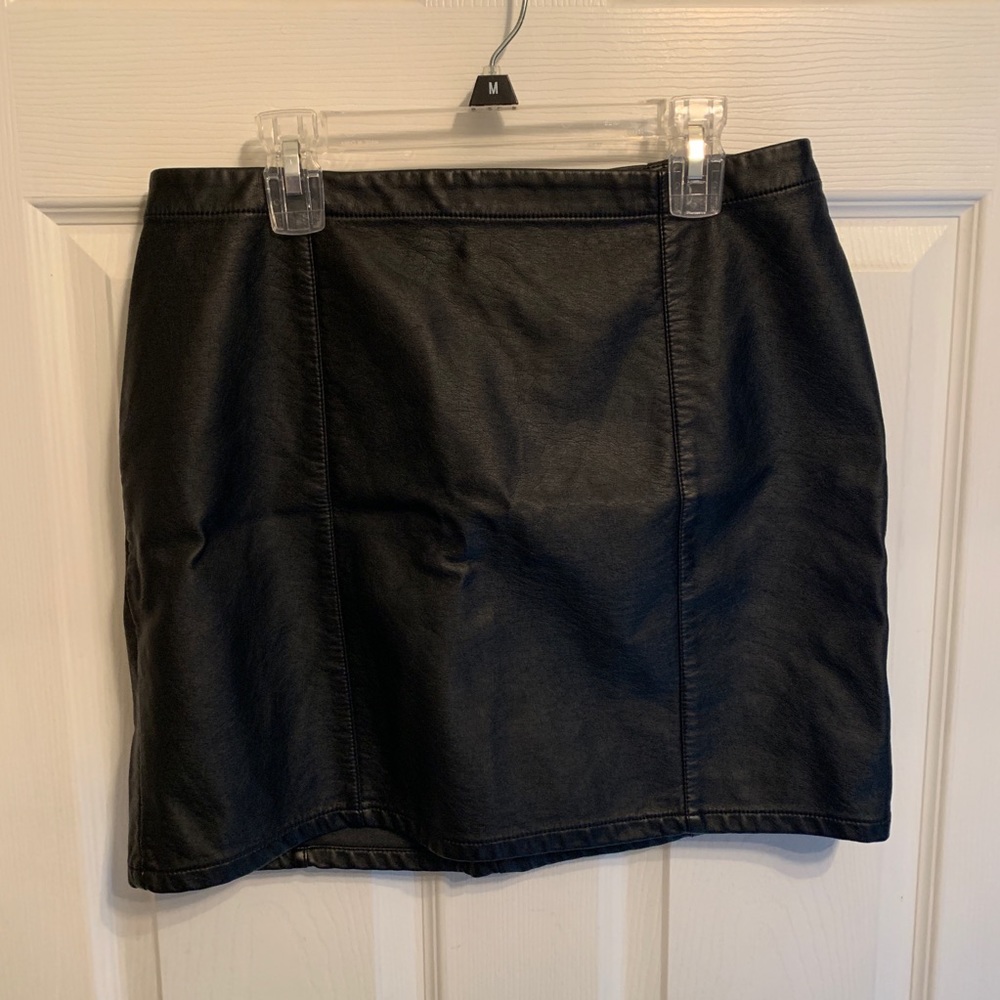 Forever 21 Faux Leather Skirt